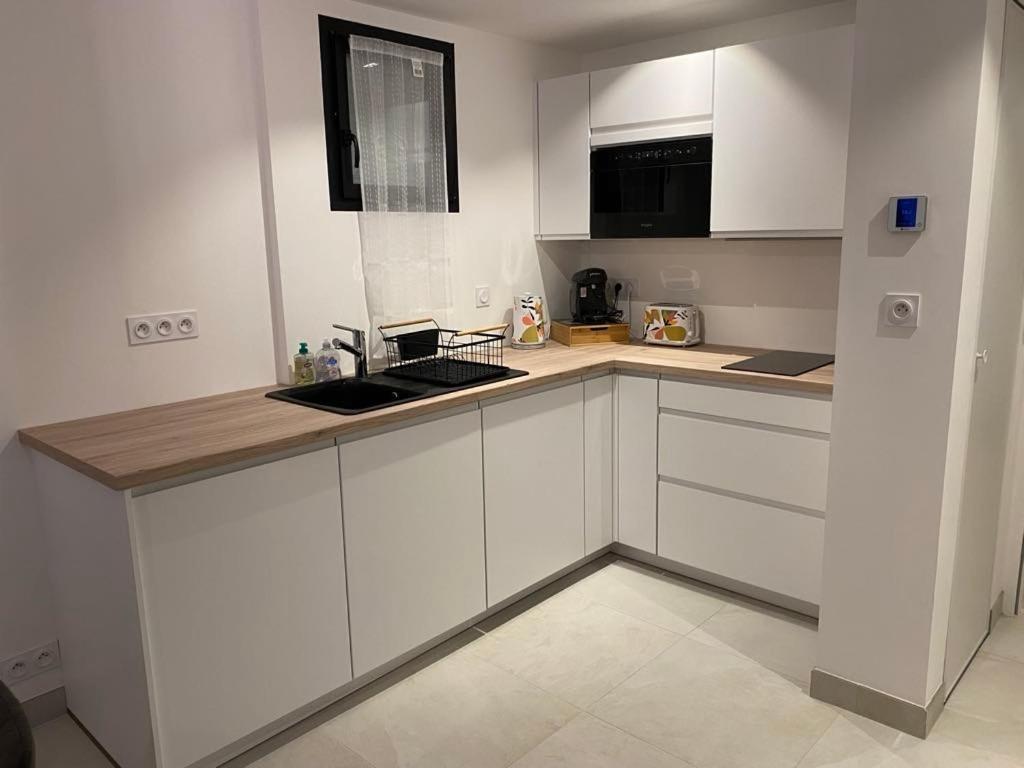 בוגונה La Maison Blanche מראה חיצוני תמונה